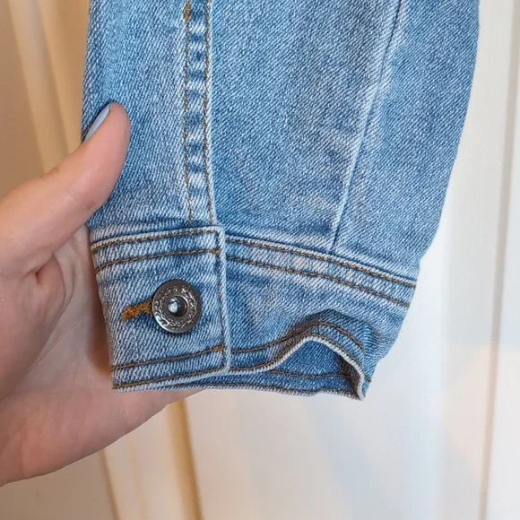 Jean jacket - Picture 3 of 6